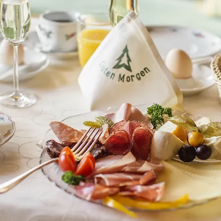 Kaisers Tanne - Premium Alles Inklusive 布莱特瑙