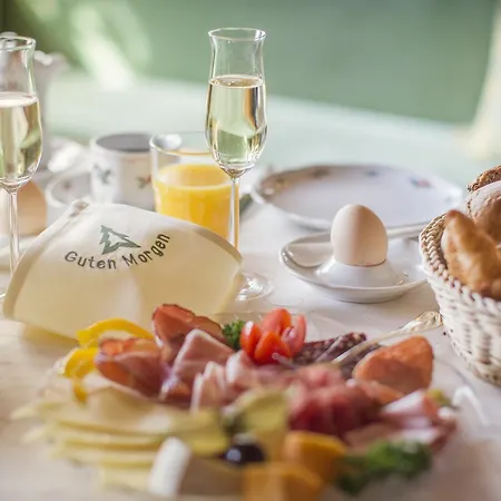 酒店 Kaisers Tanne - Premium Alles Inklusive 布莱特瑙